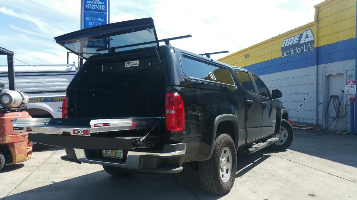 Leer thule store roof rack